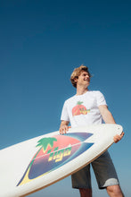 Laden Sie das Bild in den Galerie-Viewer, t shirt vintage tiga motif palmier