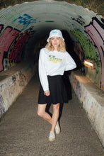 Load image into Gallery viewer, sweat shirt tiga vintage white femme

