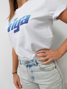 t shirt tiga logo bleu fond blanc vintage femme